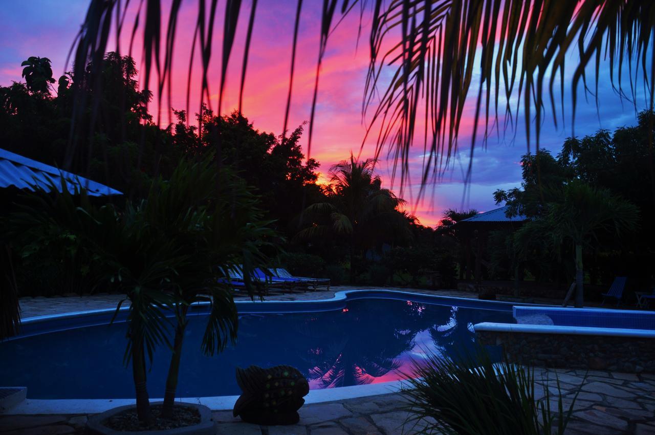 Surf Sanctuary Hotel El Limón Kültér fotó